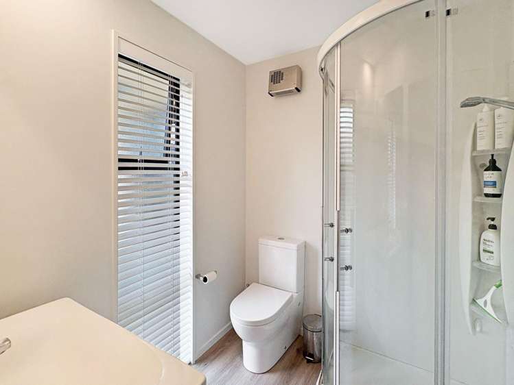 30 Minerva Cr Woodend_8