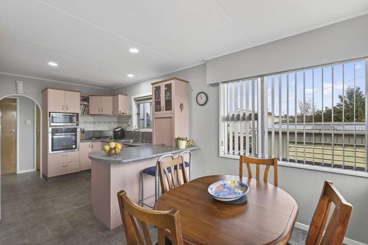 7A Blake Street Waitara_3