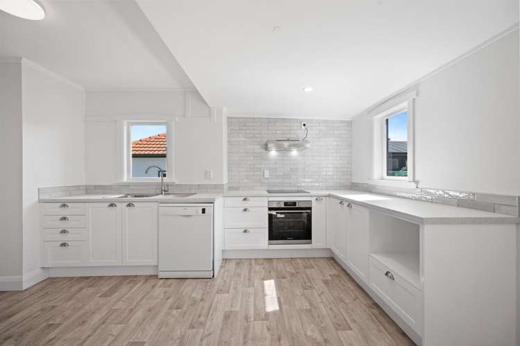 906a Churchill Street Akina_2