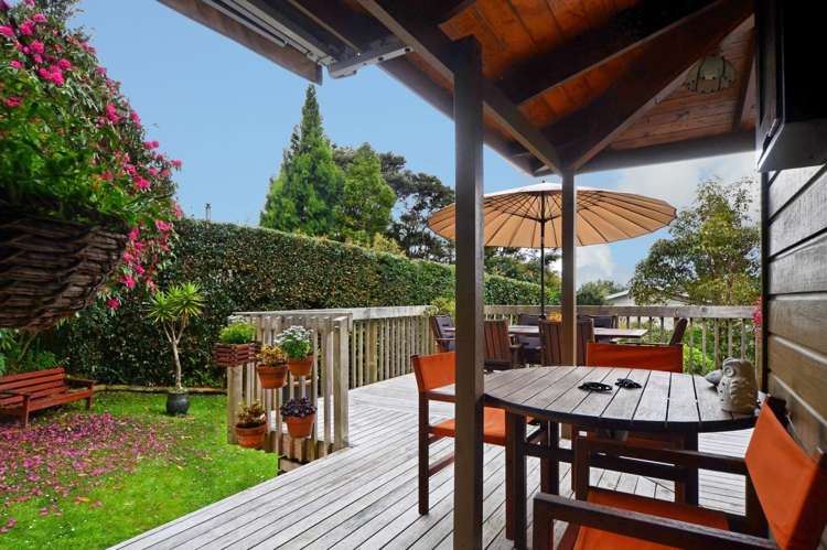 30 Longfellow Parade Glen Eden_12