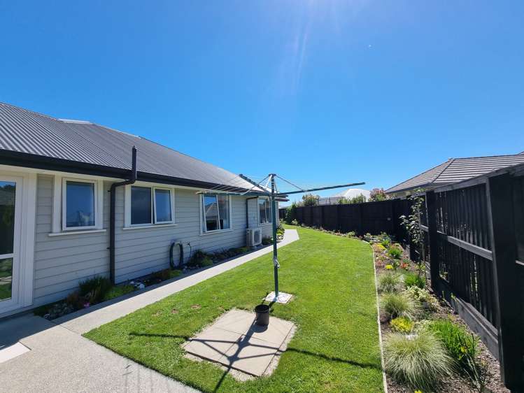 9 Higgins Place Paroa_20