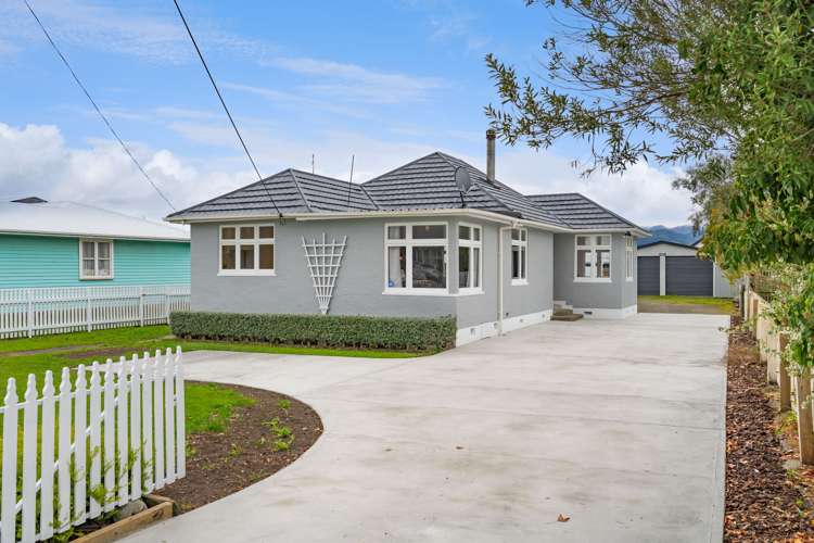 382 High Street South Carterton_18