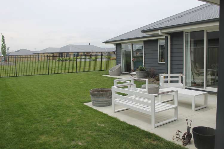5 Whitehorn Drive Lincoln_12