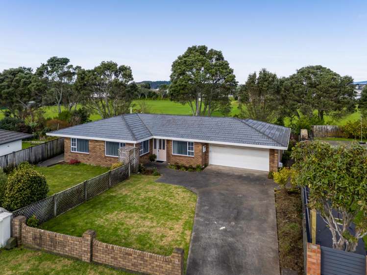 12 Chatswood Grove_1
