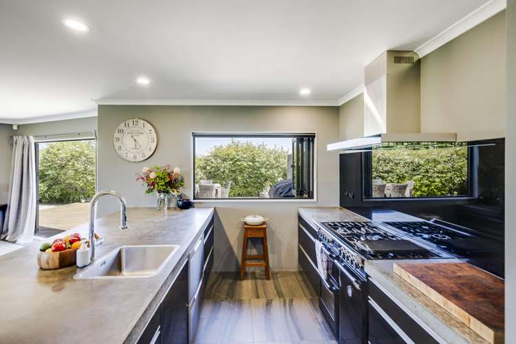 91 Tironui Drive Taradale_6