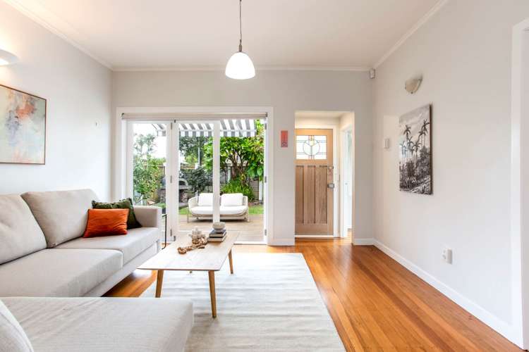 37 Holly Street Avondale_9