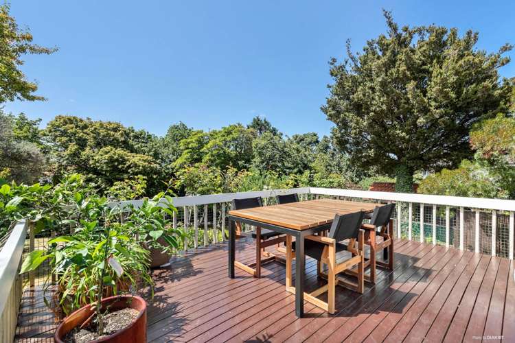 216 Saint Andrews Road Epsom_14