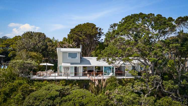 39 Oaia Road Muriwai_55