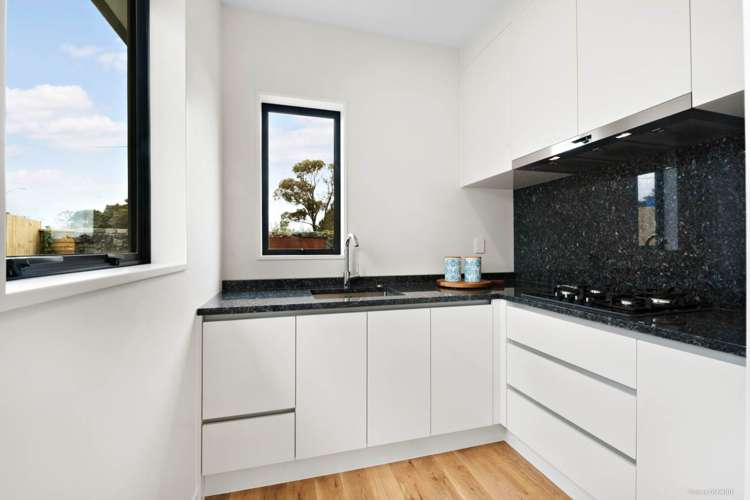 2 Highway View Lane Schnapper Rock_20