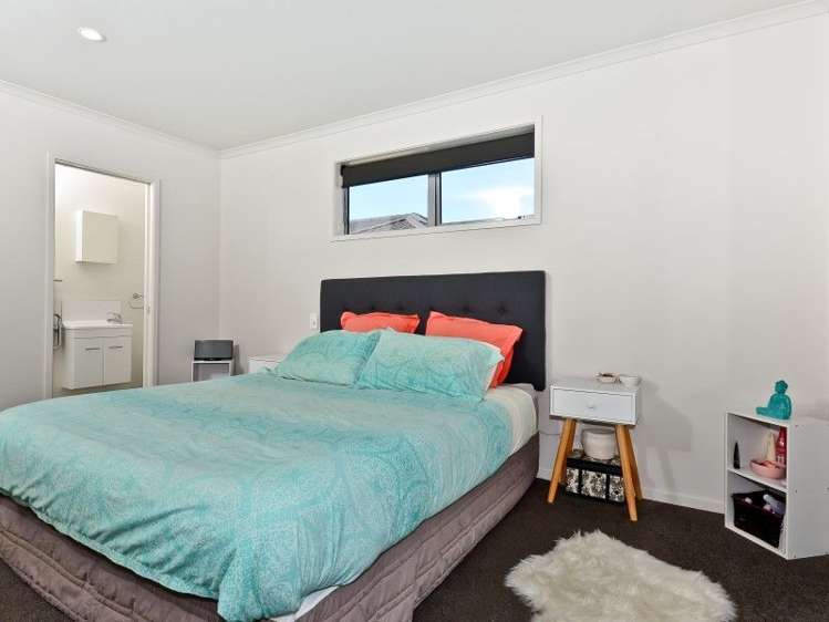 34 Edgeview Crescent Fitzroy_14