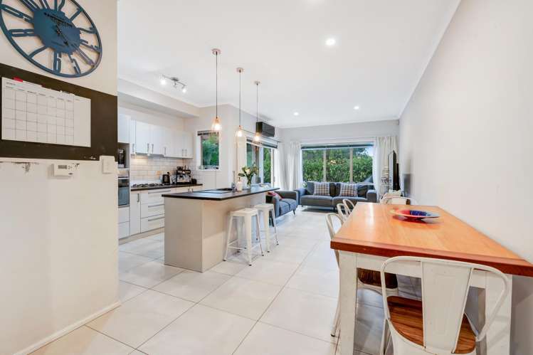 19 Trimaran Drive Gulf Harbour_2