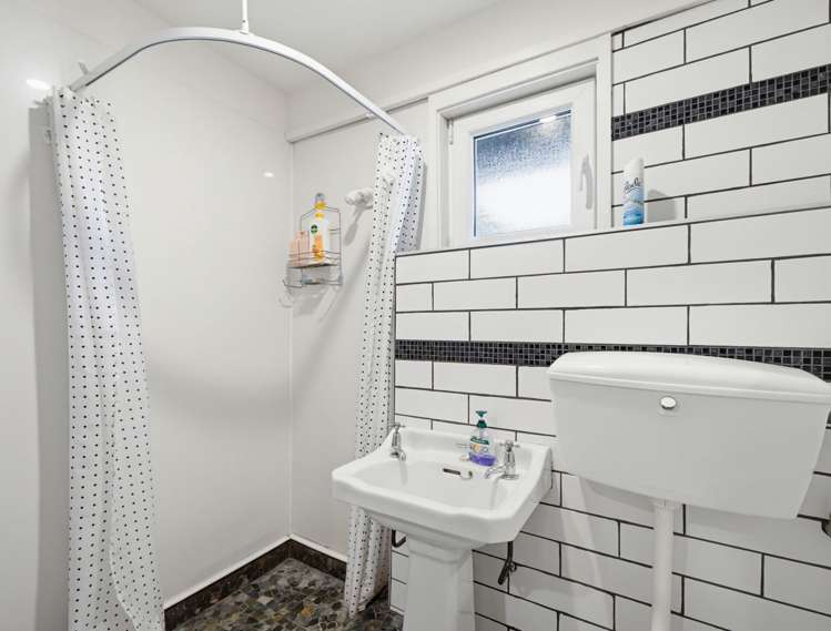 42 Moody Street Gore Bay_27