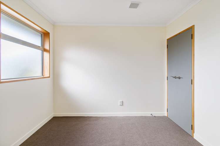 50 Bassett Road Rosewill_16