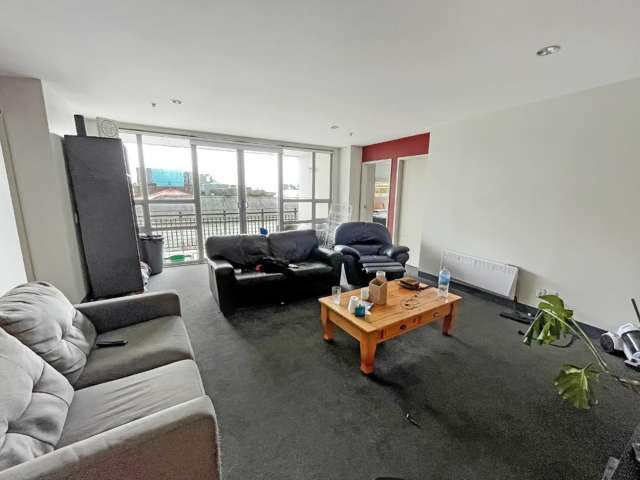9/27 Hanson Street 1313_2