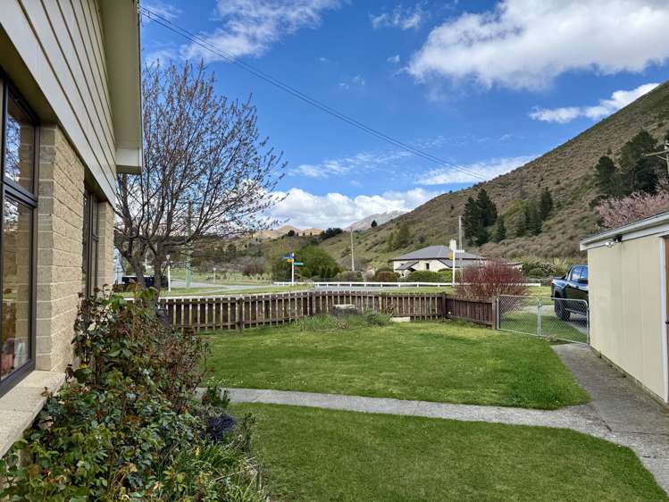 20 Ferguson Street Kurow_27