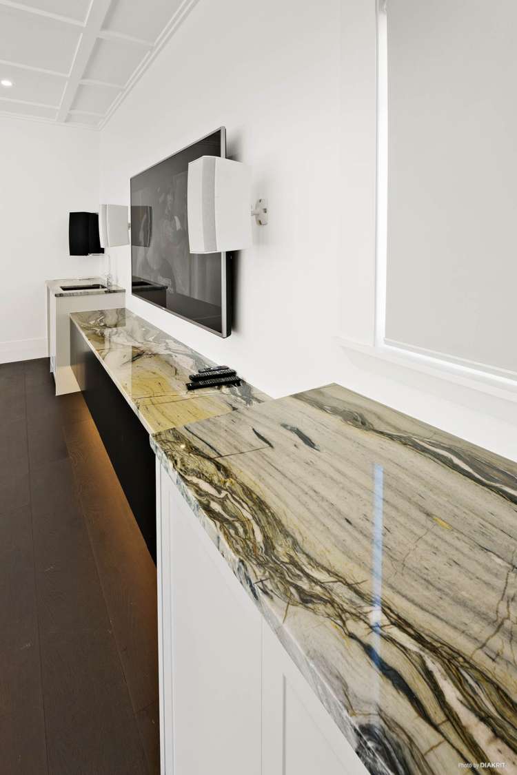 52 Marine Parade Mellons Bay_22