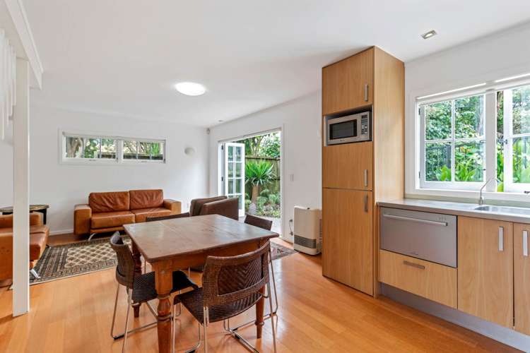 64 Church Street Devonport_14