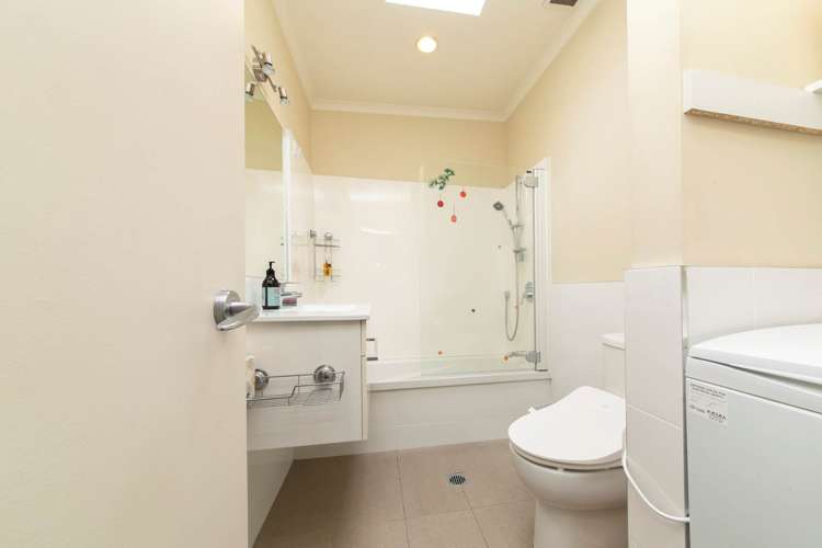 1b/8 Farnham Street Parnell_6