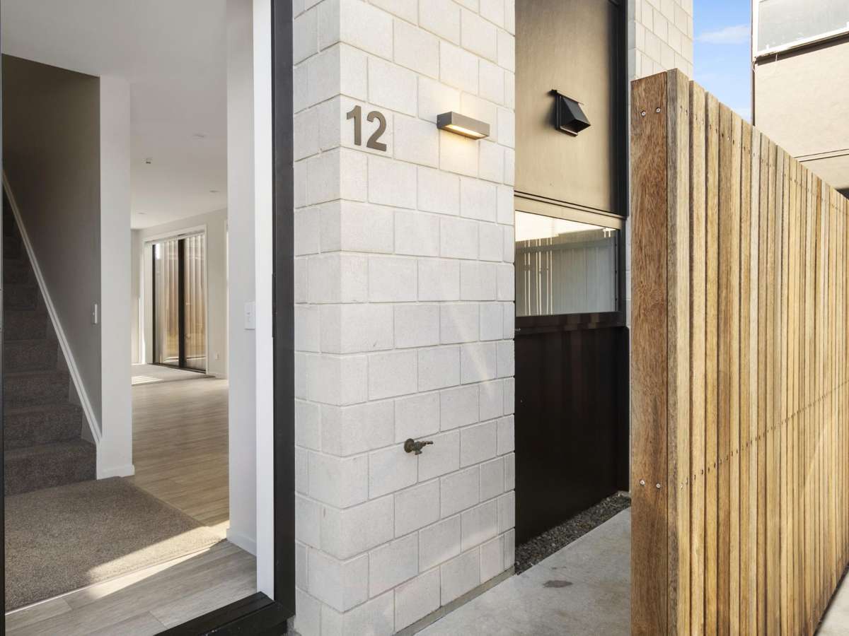 12/1460 Cameron Road_0