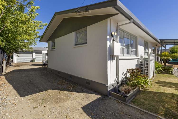 77 Inkerman Street Renwick_24