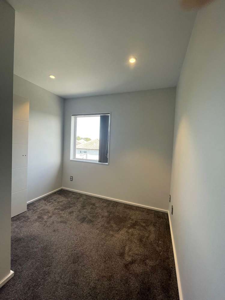 101 Bordeaux Parade Te Atatu South_8