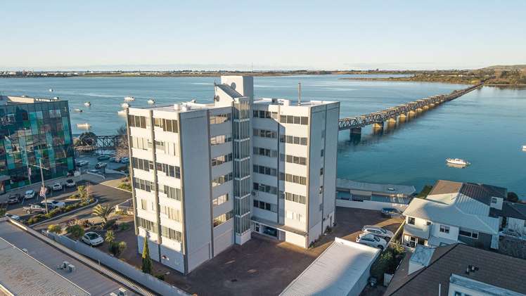 1/8 Elizabeth Street Tauranga Central_23