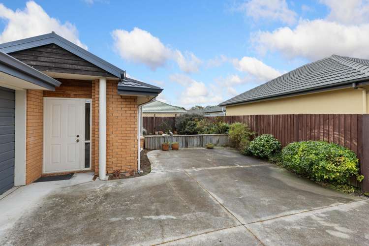 81 Fairway Drive Shirley_16