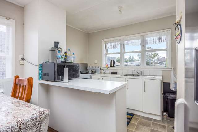 67 Ashton Avenue Otara_4