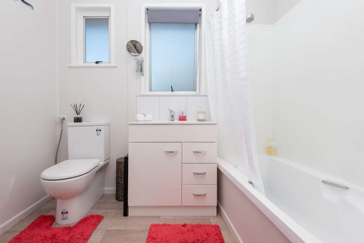 22 Burndale Terrace Manurewa_9