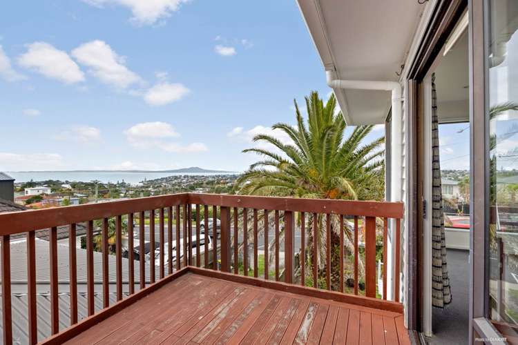 95 Sunrise Avenue Murrays Bay_16