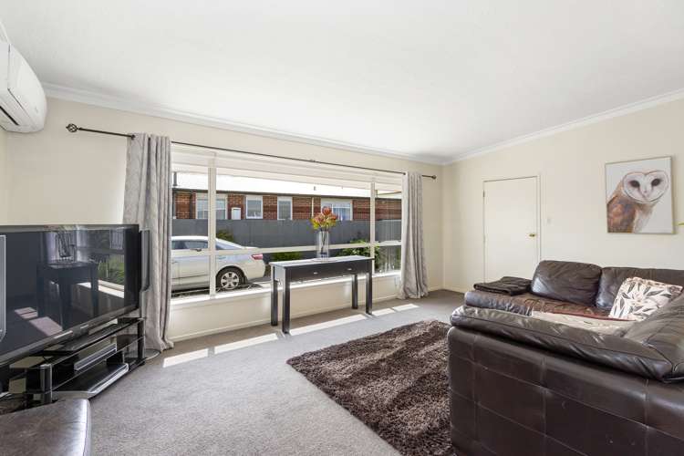 16 Dunstan Crescent Hornby_1