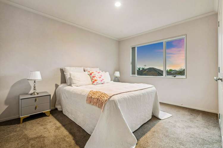 58 Salford  Crescent Flat Bush_17