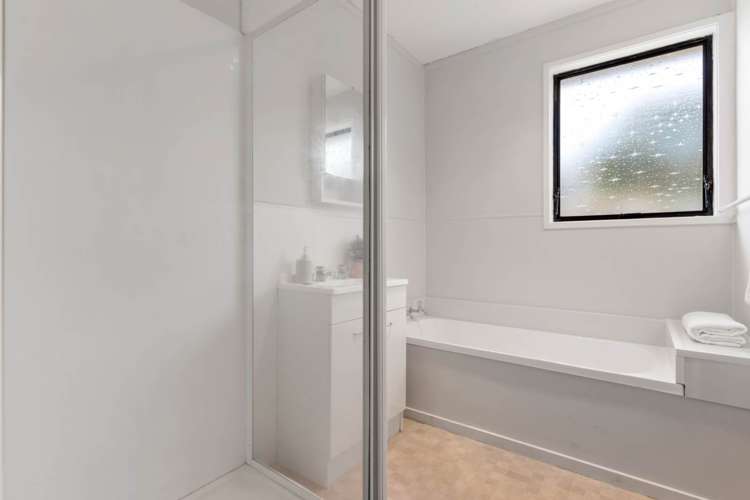 21 Shalimar Place Clover Park_28