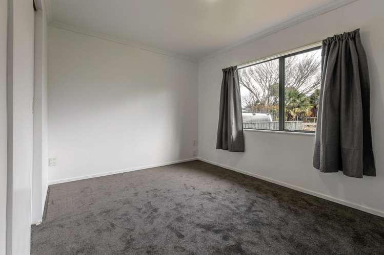 B/5 Landau Court Ashhurst_4