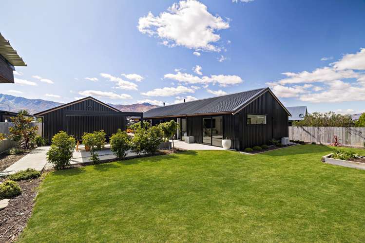 19 Pennycook Place Lake Hawea_16