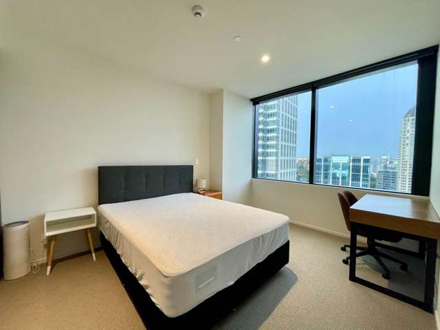 2707/10 Commerce Street City Centre_4