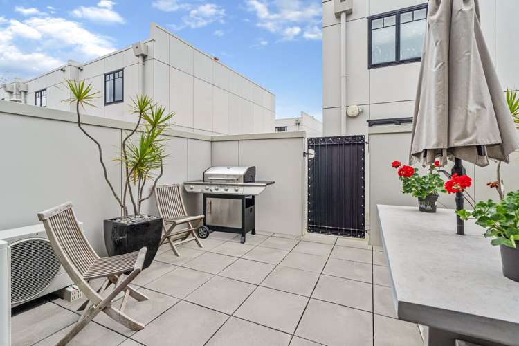 1f/8 Farnham Street Parnell_13