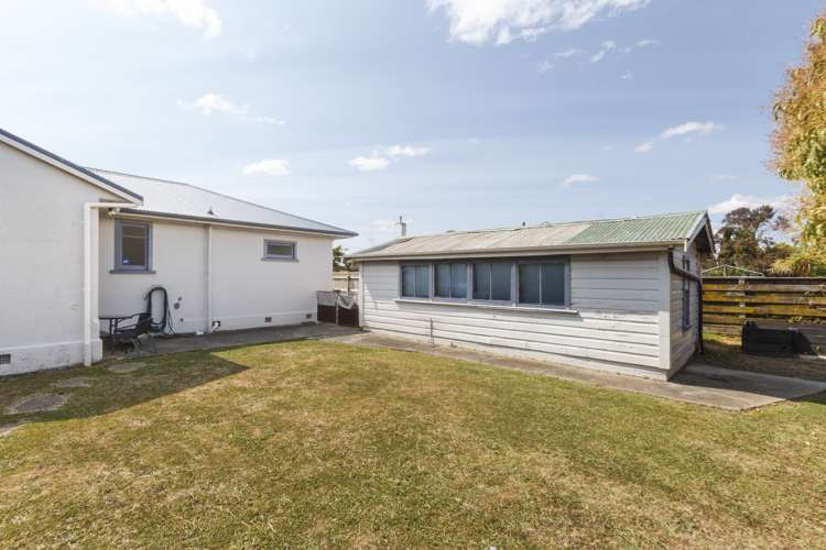 6 Trewin Street Feilding_13