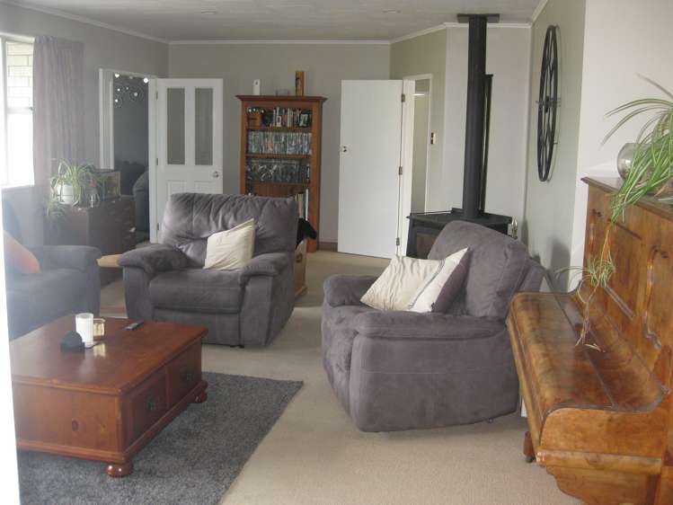 14 Smith Street Dannevirke_9