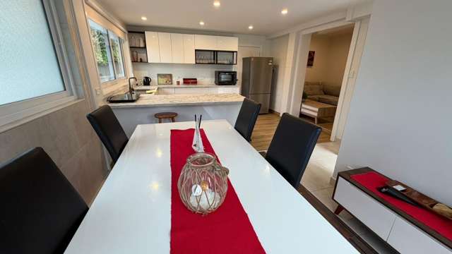 Modern Perfection in Red Beach