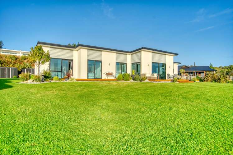 14 Tasman View Road Paroa_1