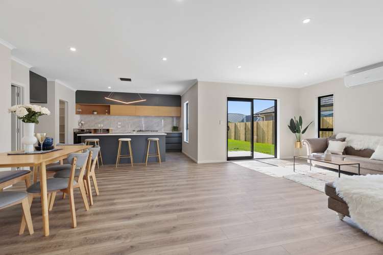 64 Fairway Drive Morrinsville_5