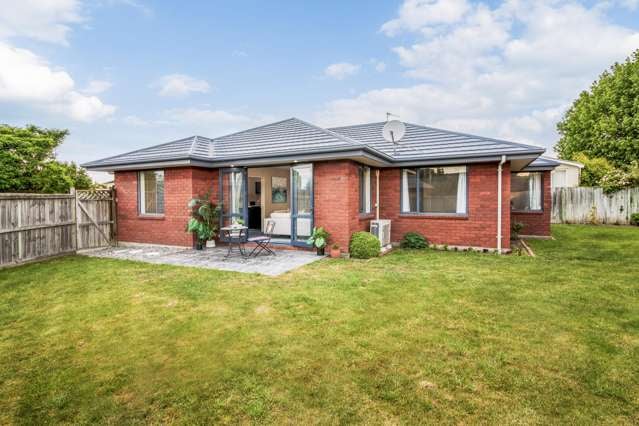 11 Cayman Close Shirley_1