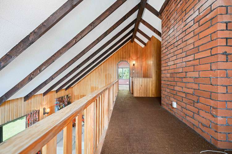 1 Deseret Road Temple View_10