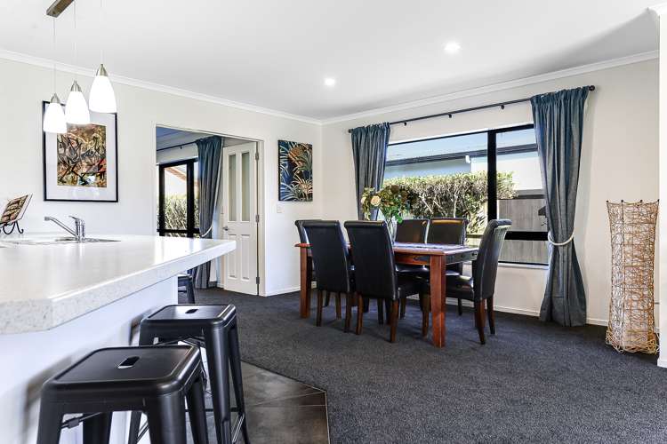 66 Rhys Avenue Huntington_12