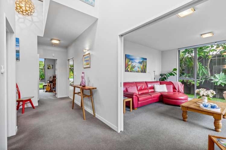 7 Merani Street Narrow Neck_4