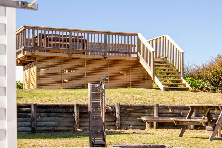 43 Pinedale Crescent Riversdale Beach_13