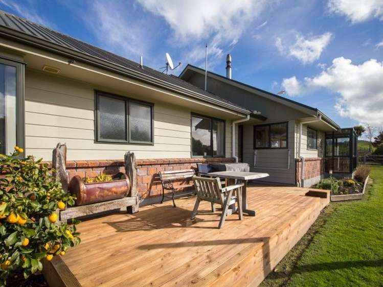 562 Lees Road Feilding_14