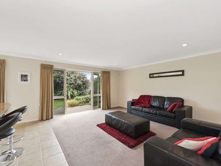 16 Stratford Place Huntington_11