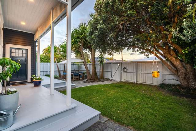 1/20 Gladstone Road Northcote_1